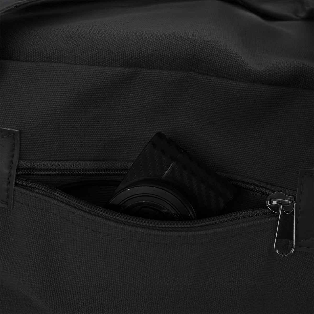 8137-E-Black1